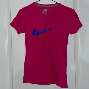 Nike tshirt